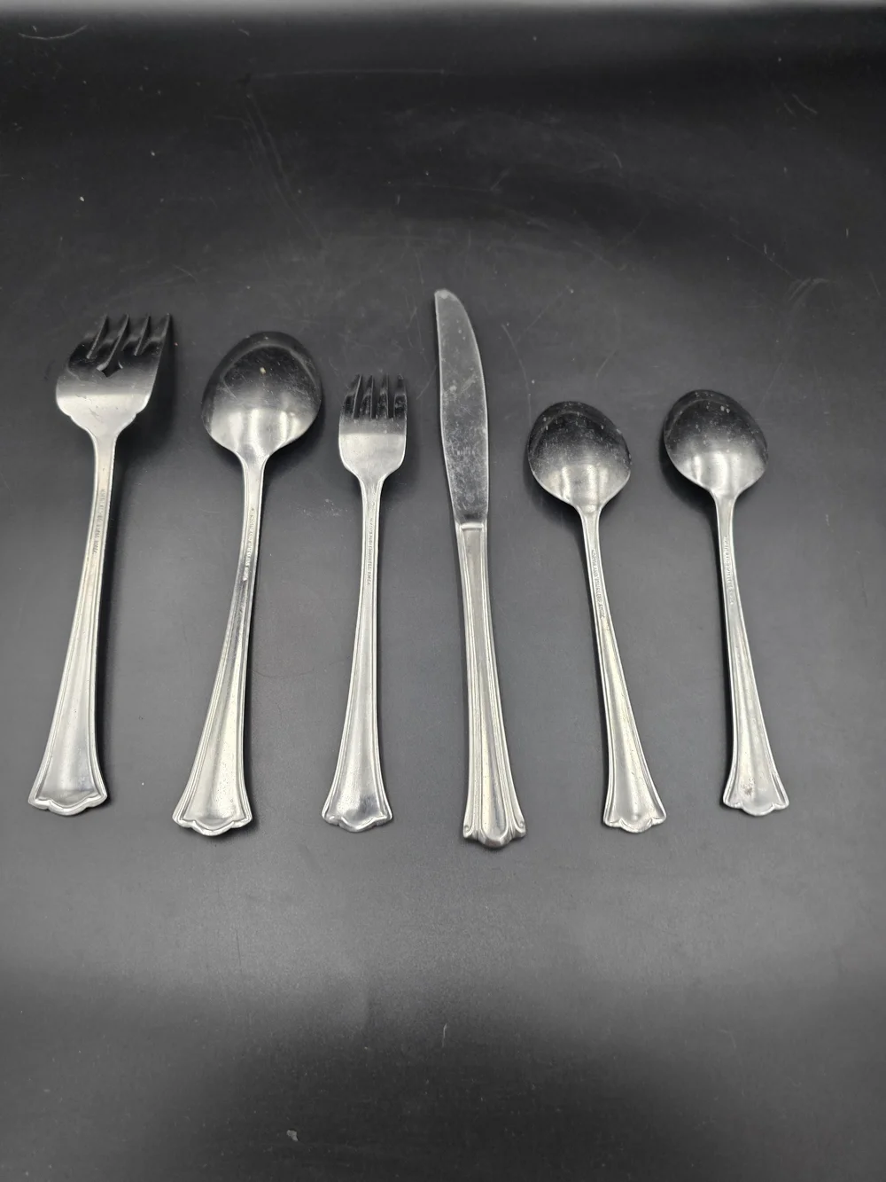 Classic Silver Dining Flatware Set - Polished Stainless Steel